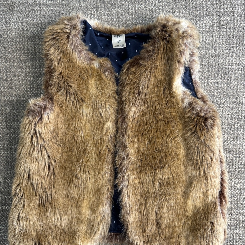 Oshkosh B'Gosh Faux Fur Jacket Vest Girls 5T Luxury Shabby Chic Winter Kids Cozy